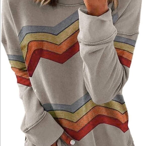 Colorblock Zig Zag Crew Nexk Light Weight Sweatshirt in light Grey Size Large  - Picture 3 of 6